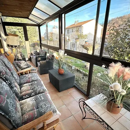 Hébergement de vacances Maison Familiale Chaleureuse Au Pied Des Pyrenees *