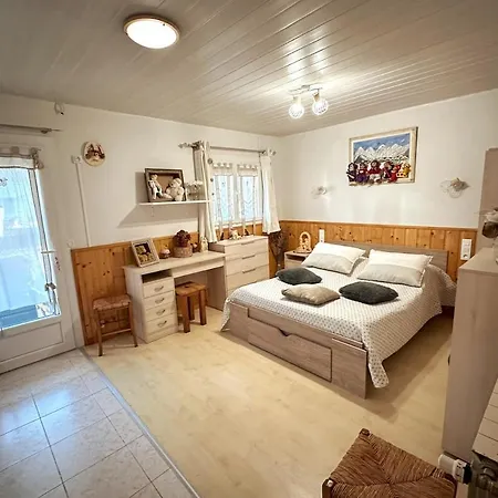 Maison Familiale Chaleureuse Au Pied Des Pyrenees *